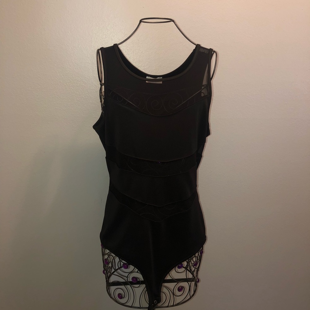 🌟Black mesh bodysuit size Large NWOT🌟